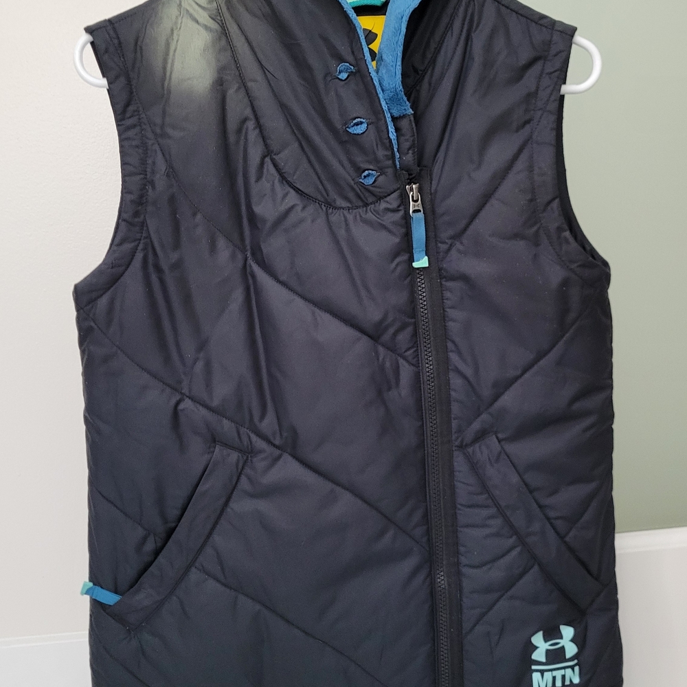 Under Armour Black Puffer Vest Size Small